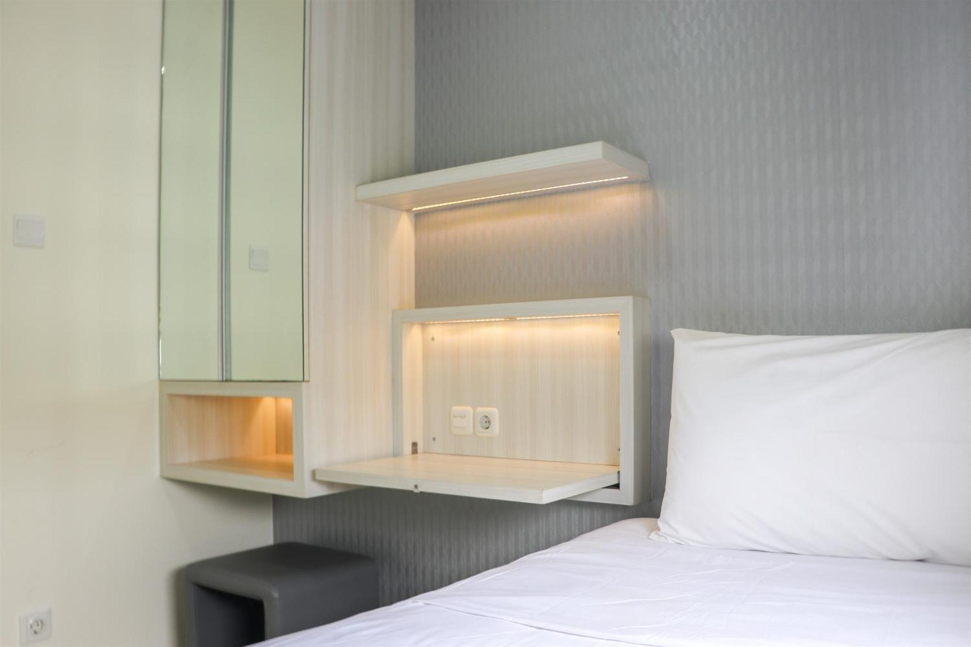 Simply 2br At Parahyangan By Travelio